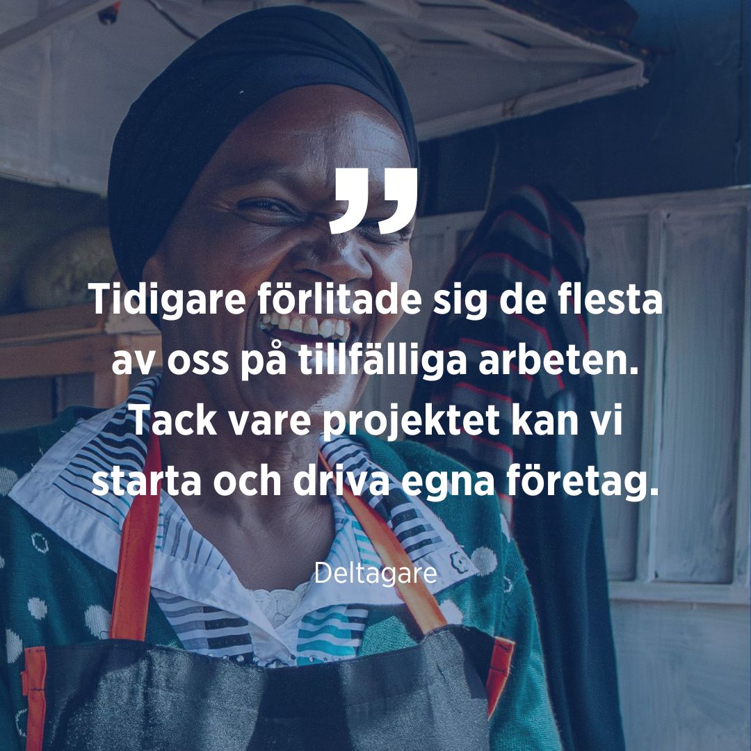 Leende kvinna i förkläde som deltagit i Hand in Hands projekt.